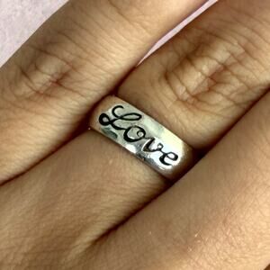 sterling silver script love band ring size 5.5